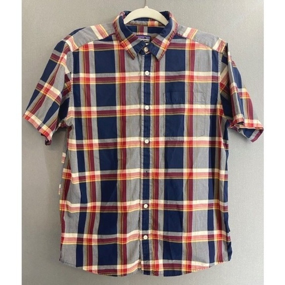 Patagonia Mens Organic Cotton Plaid‎ Short Sleeve Button Down Shirt Blue Red M